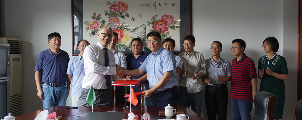 IRRI Director General Dr. Matthew Morell visited CNRRI